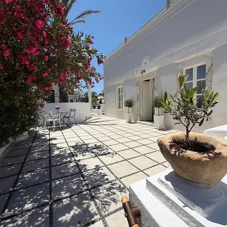Dimael Mansion Πανσιόν 3*