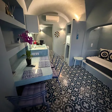 Πανσιόν Dimael Mansion Φηρά